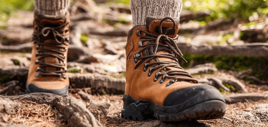 Keeping your feet fresh in boots on long walks